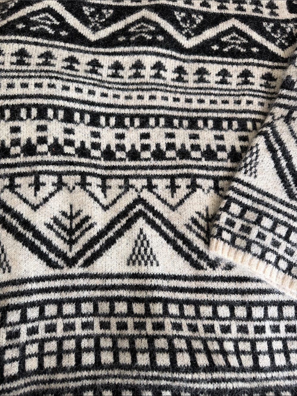 Lucky Brand Black and Cream Geometric Shawl Collar Cardigan size L for women - Picture 8 of 9